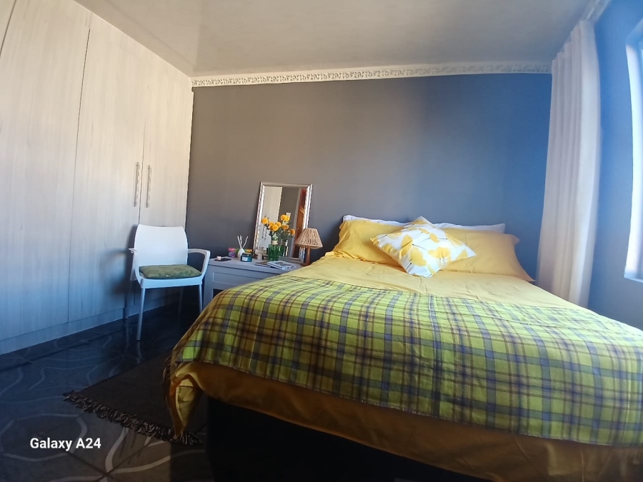 3 Bedroom Property for Sale in Scenery Park Eastern Cape